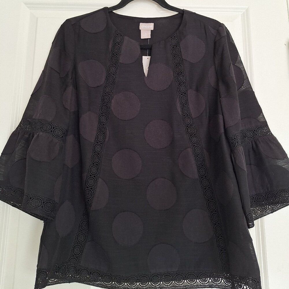 CHICO'S Dot Texture‎ Lace-Trim Black Top size 0
